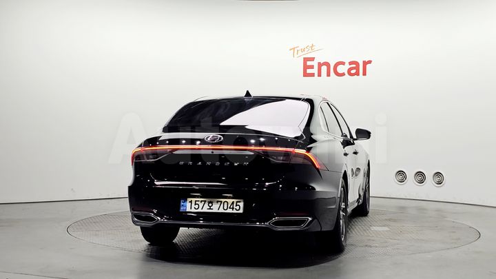 Hyundai Grandeur 2022 — 4