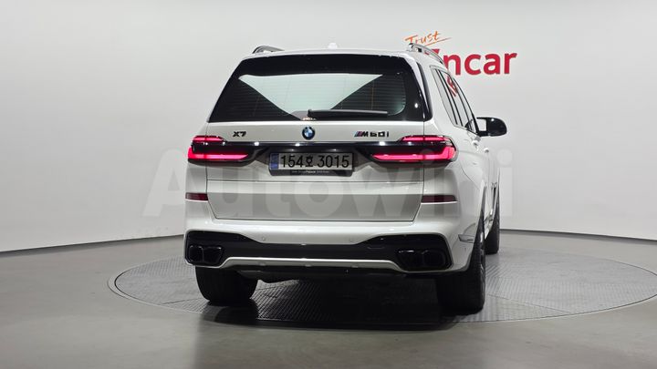 BMW X7 2024 — 4