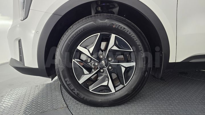 Kia Sorento 2025 — 5