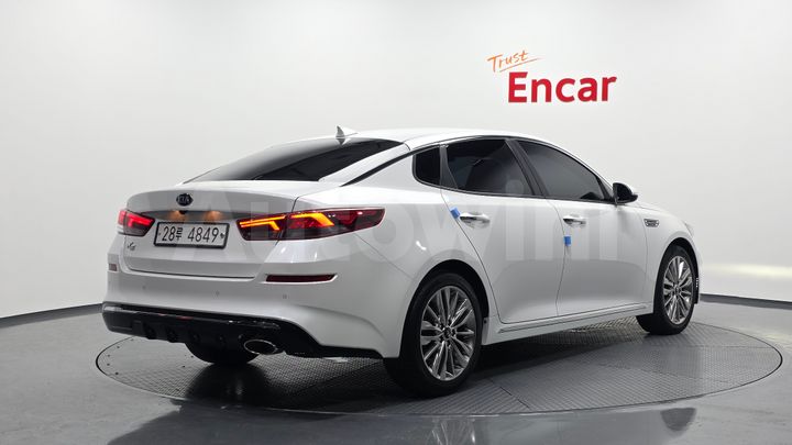 Kia K5 2019 — 2