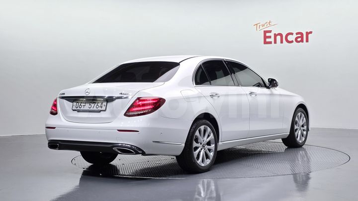 Mercedes-Benz E Class 2019 — 2