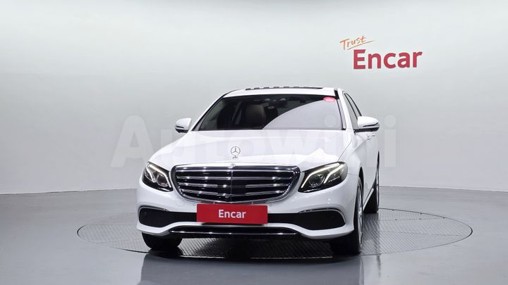 Mercedes-Benz E Class 2019 — 3