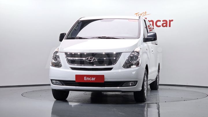 Hyundai Starex 2015 — 2