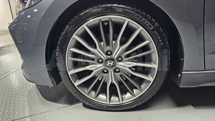 Hyundai Avante 2018 — 5