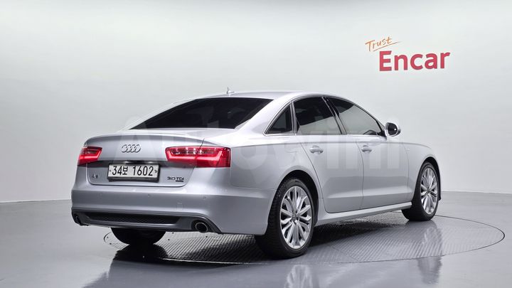 Audi A6 2014 — 2
