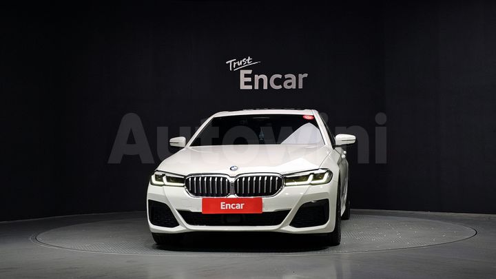 BMW 5 Series 2023 — 3