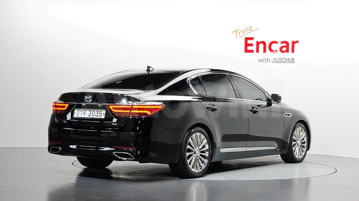 Kia K9 2018 — 2