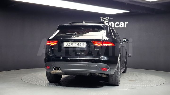 Jaguar F PACE 2017 — 4