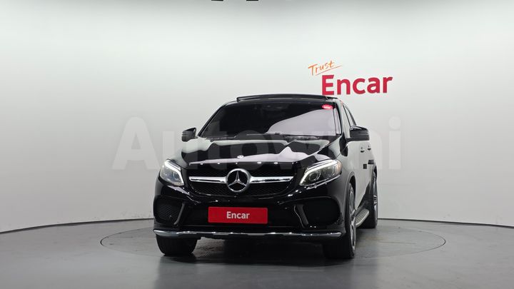 Mercedes Benz GLE Class 2018 — 3