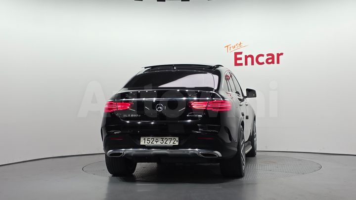Mercedes Benz GLE Class 2018 — 4