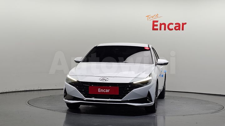 Hyundai Avante 2023 — 3