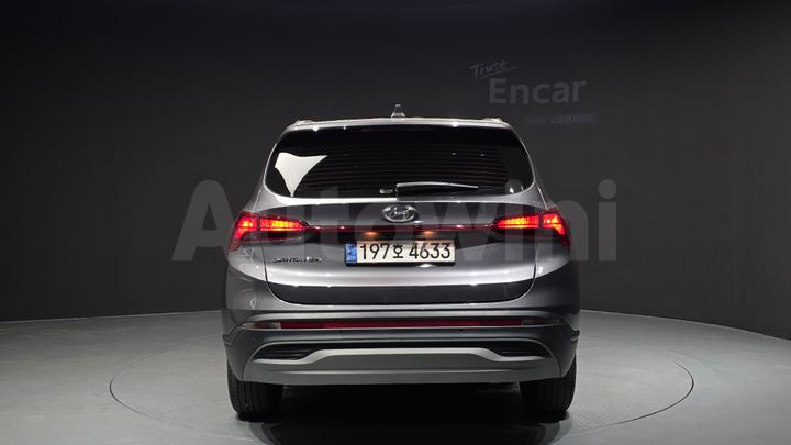 Hyundai SantaFe 2022 — 4