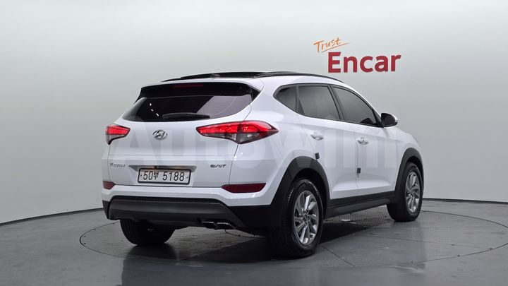 Hyundai Tucson 2016 — 2