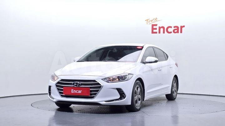 Hyundai Avante 2016 — 3