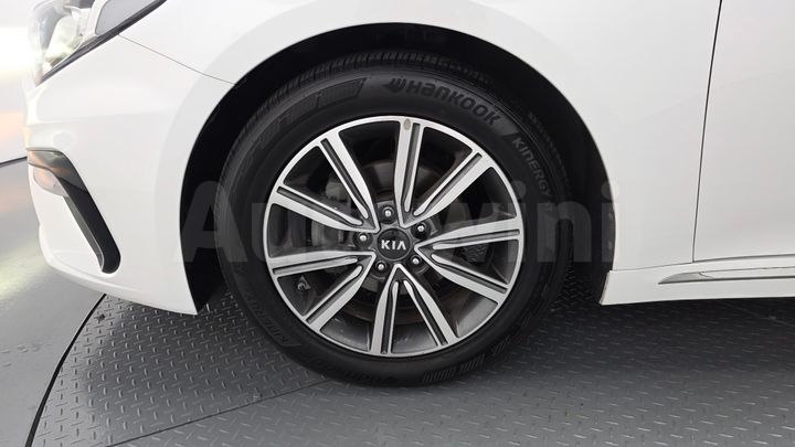 Kia K5 2019 — 5