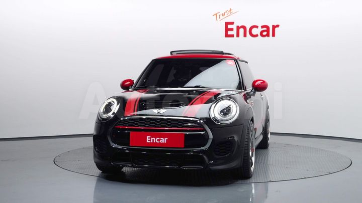 Mini Cooper 2018 — 3