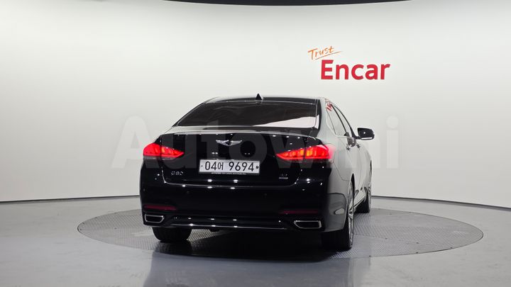 Genesis G80 2017 — 4