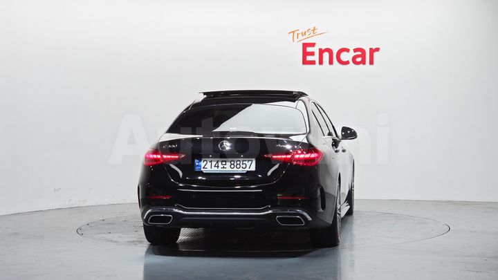 Mercedes-Benz C Class 2024 — 4