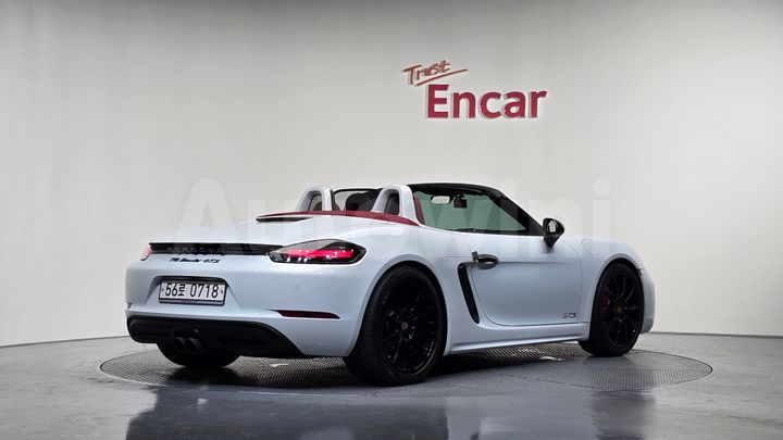 Porsche 718