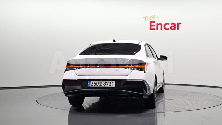 Hyundai Avante 2025 — 3