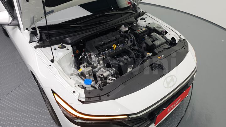 Hyundai Avante 2025 — 5