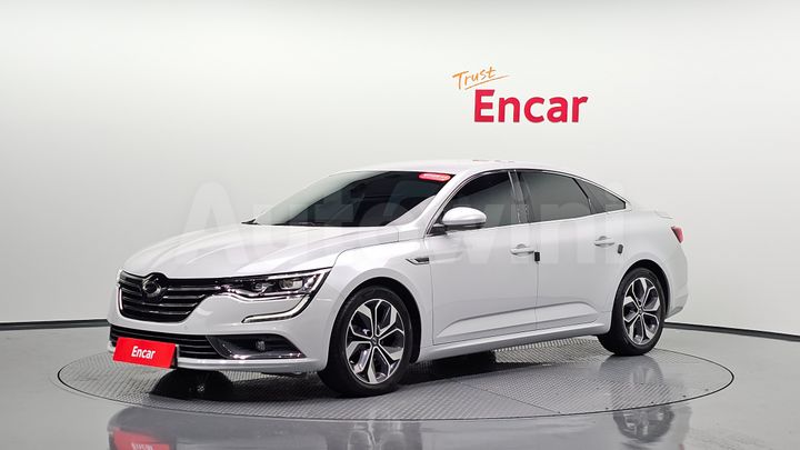 Renault SM6