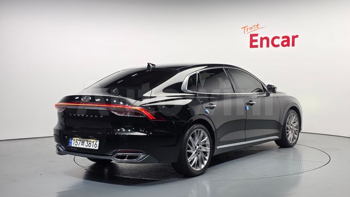 Hyundai Grandeur 2021 — 2
