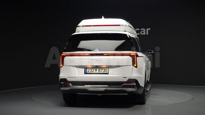 Kia Carnival 2025 — 4