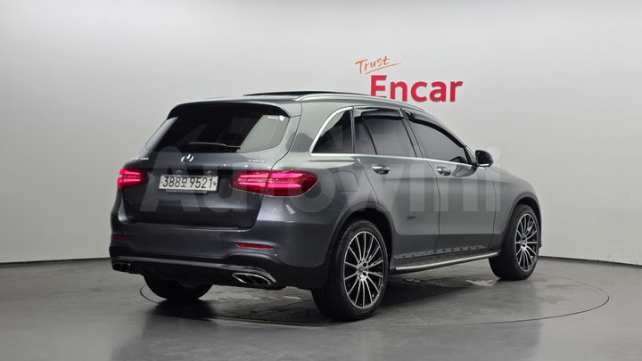 Mercedes-Benz GLC Class 2019 — 2