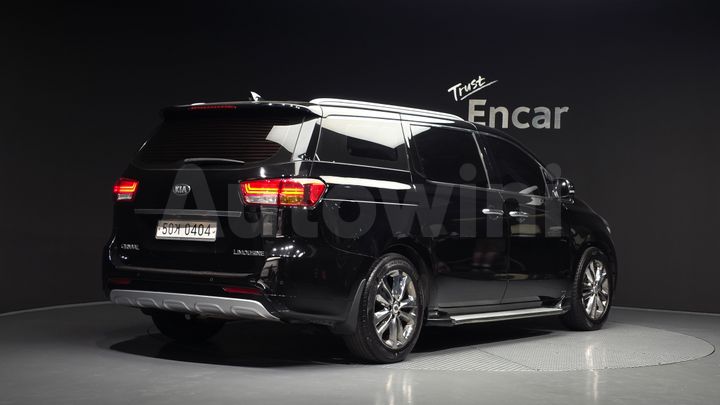 Kia Carnival 2016 — 2