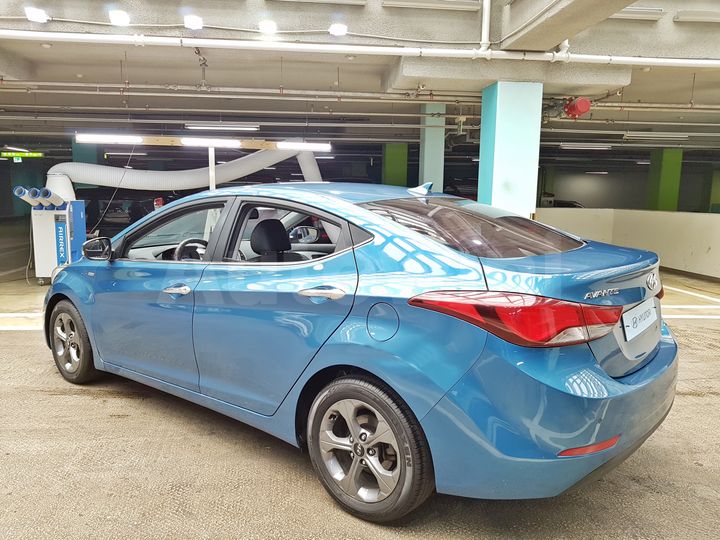 Hyundai Avante 2014 — 5