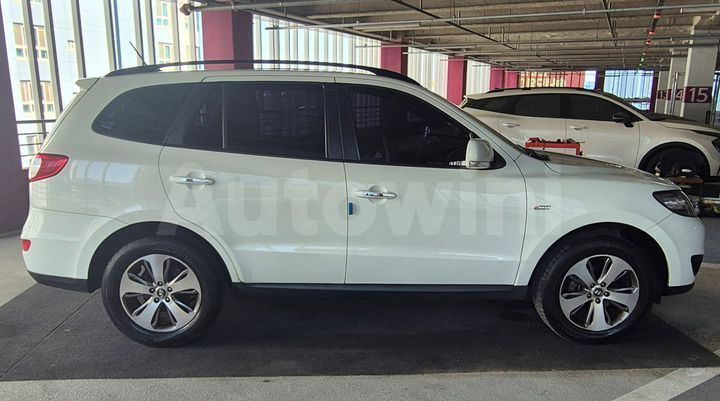 Hyundai SantaFe 2012 — 5