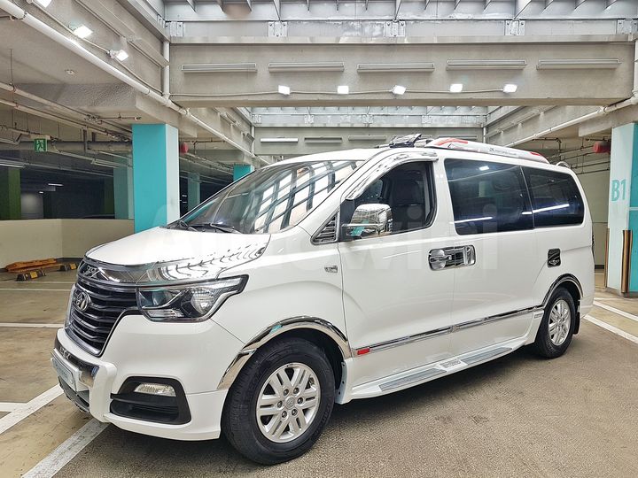 Hyundai Starex 2021 — 2