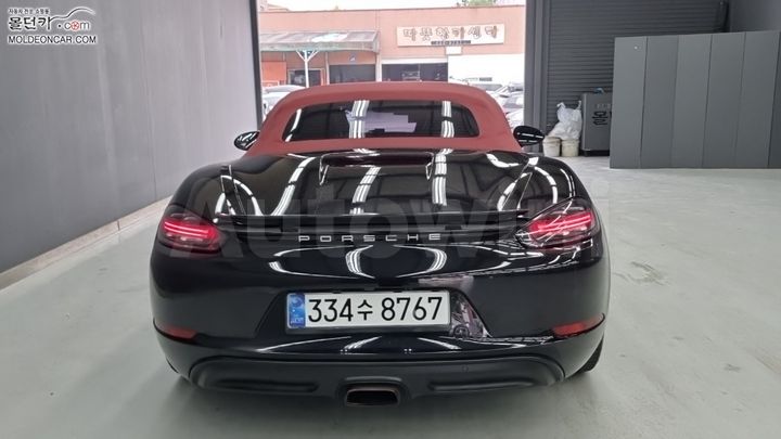 Porsche Boxster 2017 WP0CA2987HS223358 — 4