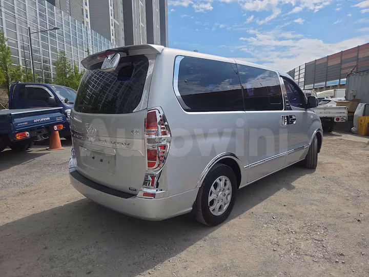 Hyundai Starex 2009 — 5