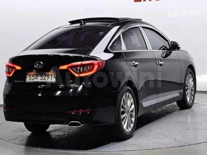 Hyundai Sonata 2015 — 2