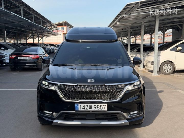 Kia Carnival 2021 KNANE813BMS113403 — 2