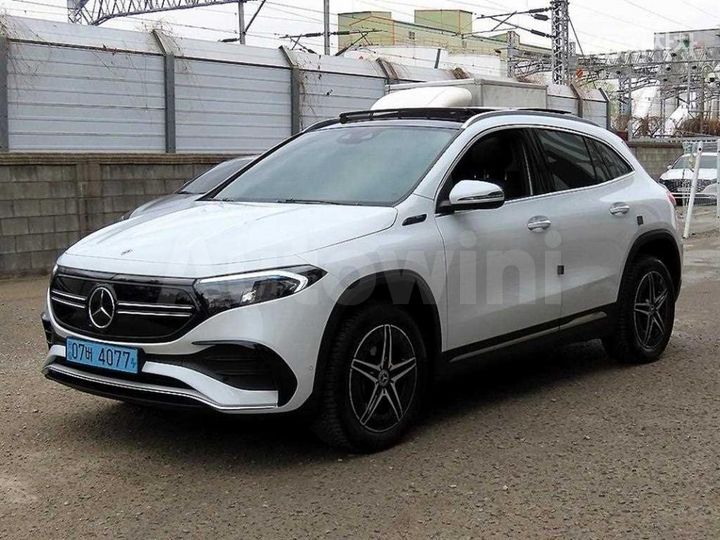 Mercedes Benz EQA 2022 — 2