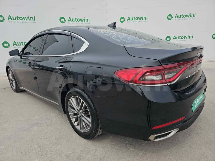 Hyundai Grandeur 2018 — 3