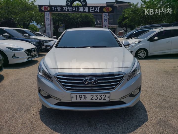 Hyundai Sonata 2015 — 2