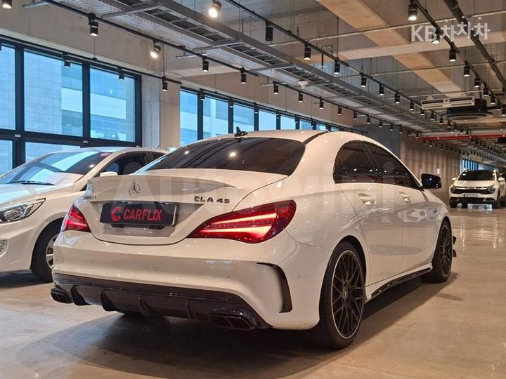 Mercedes Benz CLA Class