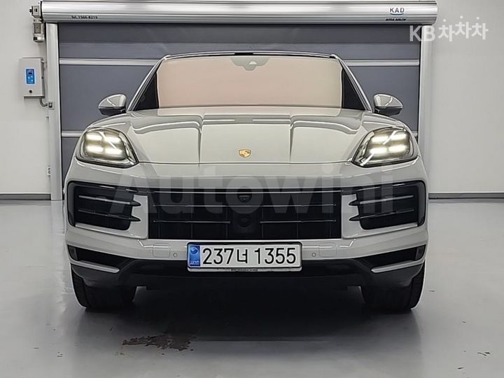 Porsche Cayenne 2024 — 2