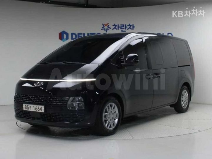 Hyundai Staria 2022 — 2