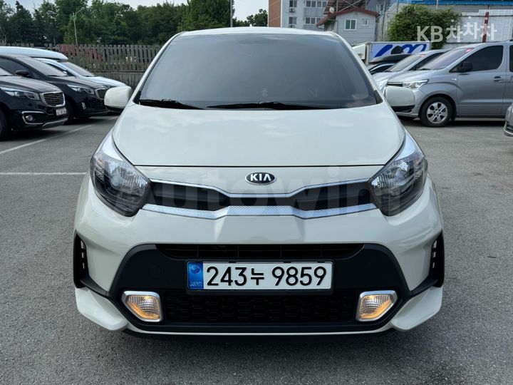 Kia Morning 2021 KNAB6518BMT717510 — 2