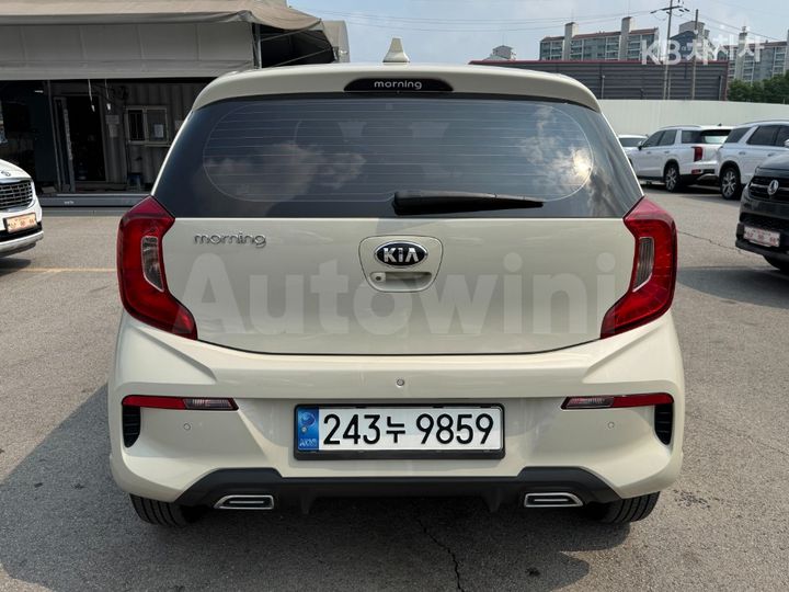 Kia Morning 2021 KNAB6518BMT717510 — 3