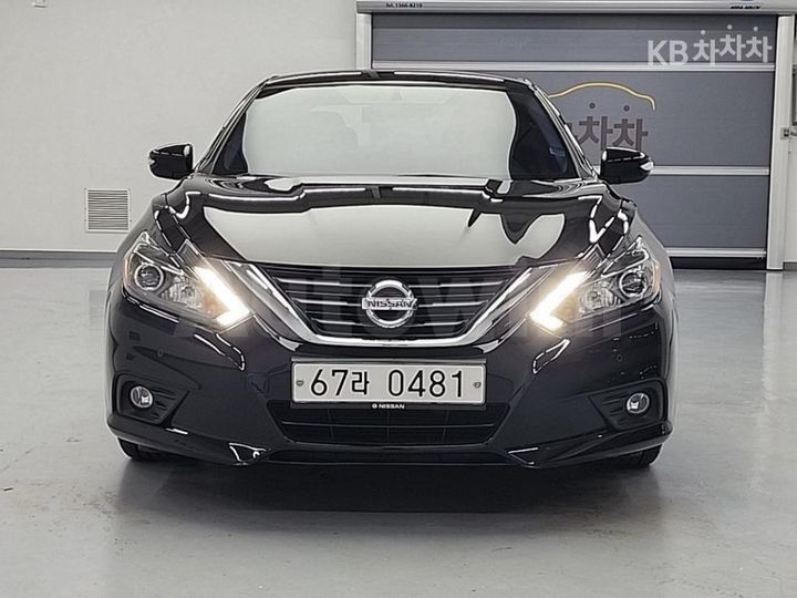 Nissan Altima
