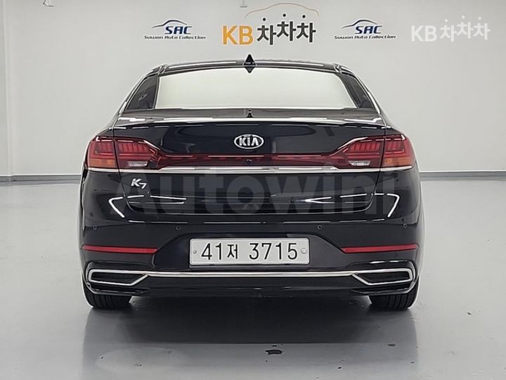 Kia K7 2020 KNALB41BBLA183077 — 3