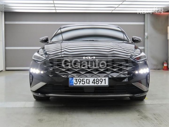 Kia K8 2022 KNAM241BBNA002609 — 2