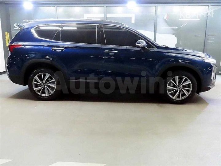 Hyundai SantaFe 2019 KMHS281BBKU160403 — 3