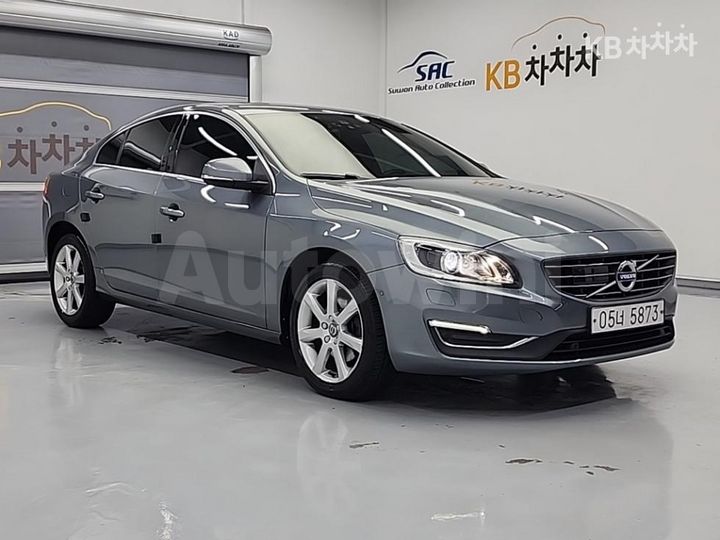Volvo S60 2018 — 4